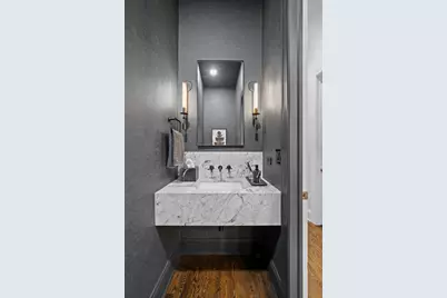 1714 W Wolfram Street, Chicago, IL 60657 - Photo 15