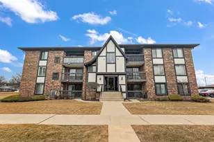 13651 Lamon Ave, Crestwood, IL 60418 - Photo 1