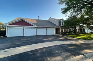 603 Stone Cir Ct, Schaumburg, IL 60194 - Photo 1