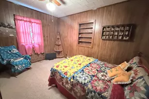 1421 W Maple St, Herrin, IL 62948 - Photo 9