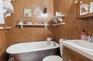 628 E Main St, Morris, IL 60450 - Photo 11