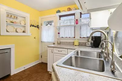 628 E Main Street, Morris, IL 60450 - Photo 17