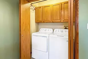 1150 S Greenfield Dr, Freeport, IL 61032 - Photo 27