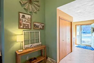 1150 S Greenfield Dr, Freeport, IL 61032 - Photo 11