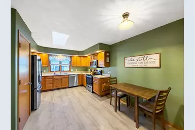 1150 S Greenfield Drive #1150, Freeport, IL 61032 - Photo 13