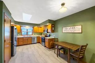 1150 S Greenfield Dr, Freeport, IL 61032 - Photo 13