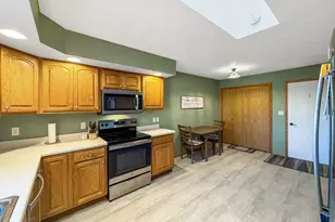 1150 S Greenfield Dr, Freeport, IL 61032 - Photo 15