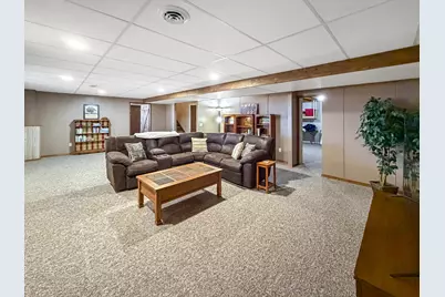 1150 S Greenfield Drive #1150, Freeport, IL 61032 - Photo 29