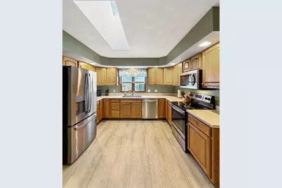 1150 S Greenfield Drive #1150, Freeport, IL 61032 - Photo 13