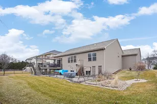 2165 Walnut Glen Blvd, Island Lake, IL 60042 - Photo 33