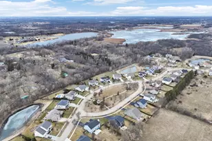 2165 Walnut Glen Blvd, Island Lake, IL 60042 - Photo 41