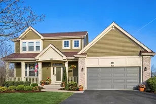 821 Red Barn Ln, Elgin, IL 60124 - Photo 1