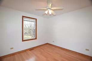 4475 Olmstead Dr, Hoffman Estates, IL 60192 - Photo 23