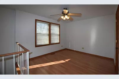 4475 Olmstead Drive, Hoffman Estates, IL 60192 - Photo 19