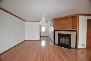 4475 Olmstead Dr, Hoffman Estates, IL 60192 - Photo 7