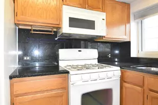 4475 Olmstead Dr, Hoffman Estates, IL 60192 - Photo 13