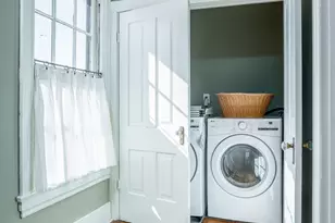 824 20th St, Rock Island, IL 61201 - Photo 27