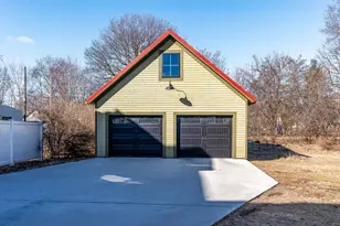 824 20th St, Rock Island, IL 61201 - Photo 33