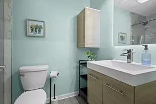 4510 S Greenwood Ave, Chicago, IL 60653 - Photo 11