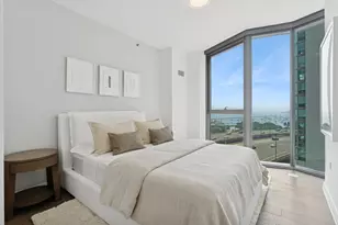 211 N Harbor Dr, Chicago, IL 60601 - Photo 17