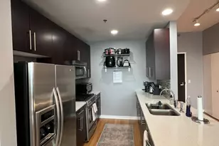 [Address not provided], Chicago, IL 60654 - Photo 7