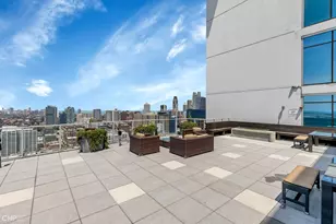 [Address not provided], Chicago, IL 60654 - Photo 21