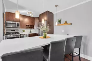 [Address not provided], Schaumburg, IL 60193 - Photo 7