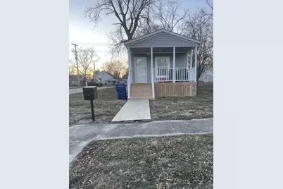 205 & 207 5th Street, Carmi, IL 62821 - Photo 1