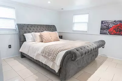 213 N Idlewild Avenue, Mundelein, IL 60060 - Photo 21