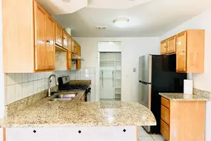 5815 N Spaulding Ave, Chicago, IL 60659 - Photo 9