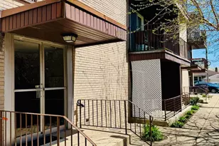 5815 N Spaulding Ave, Chicago, IL 60659 - Photo 3