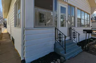 1217 35th St, Rock Island, IL 61201 - Photo 3