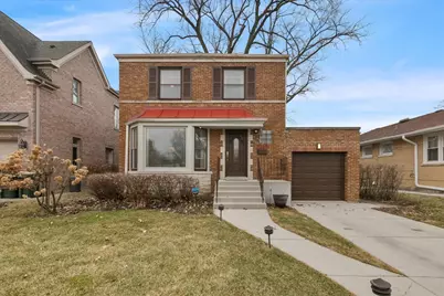 7350 N Tripp Avenue, Lincolnwood, IL 60712 - Photo 1