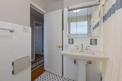 7350 N Tripp Avenue, Lincolnwood, IL 60712 - Photo 23