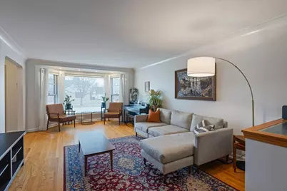 7350 N Tripp Avenue, Lincolnwood, IL 60712 - Photo 5