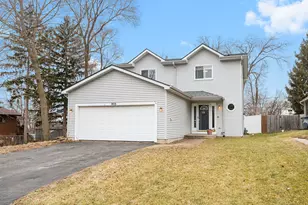 905 Grand Blvd, Wauconda, IL 60084 - Photo 1