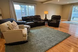 905 Grand Blvd, Wauconda, IL 60084 - Photo 3