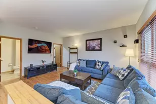 460 Springwood Ln, Bolingbrook, IL 60440 - Photo 17