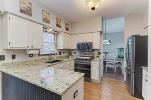 460 Springwood Ln, Bolingbrook, IL 60440 - Photo 11