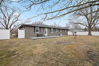 4754 W Hilltop Drive, Kankakee, IL 60901 - Photo 19