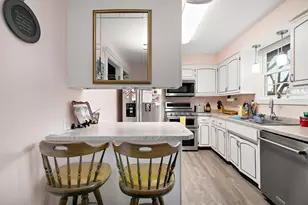 4754 W Hilltop Dr, Kankakee, IL 60901 - Photo 5