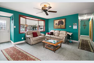 4754 W Hilltop Drive, Kankakee, IL 60901 - Photo 3