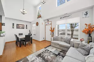 1809 Havens Dr, Woodstock, IL 60098 - Photo 3