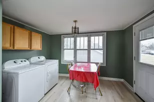 128 E Blair St, West Chicago, IL 60185 - Photo 5