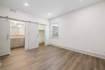 2719 W St Georges Court #2, Chicago, IL 60647 - Photo 9