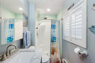 400 Marguerite St, Elgin, IL 60123 - Photo 13