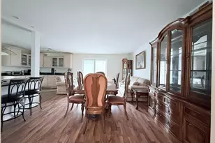 28 W Devon Ave, Glendale Heights, IL 60139 - Photo 5