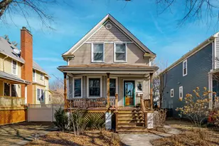 1032 Clinton Ave, Oak Park, IL 60304 - Photo 1