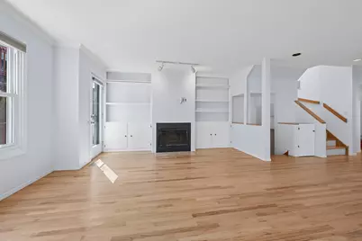 3239 N Kenmore Avenue #5, Chicago, IL 60657 - Photo 11