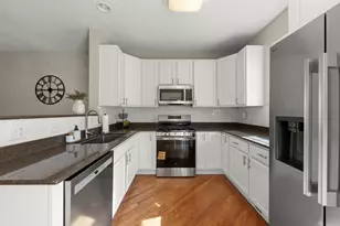 1418 S Fairfield Ave, Lombard, IL 60148 - Photo 7